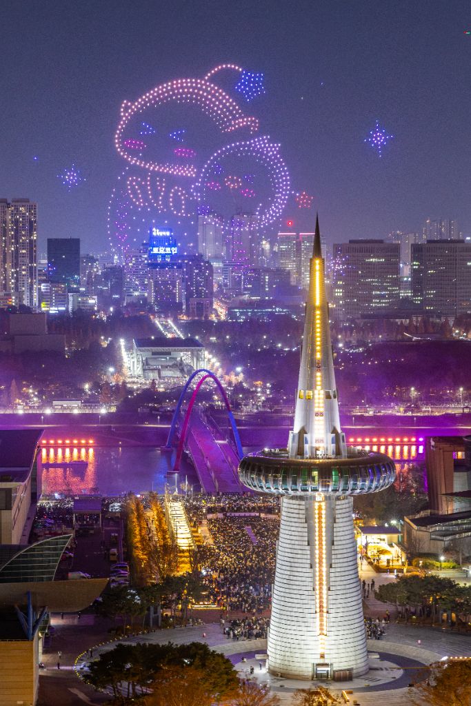 Hanbit Tower with drone show